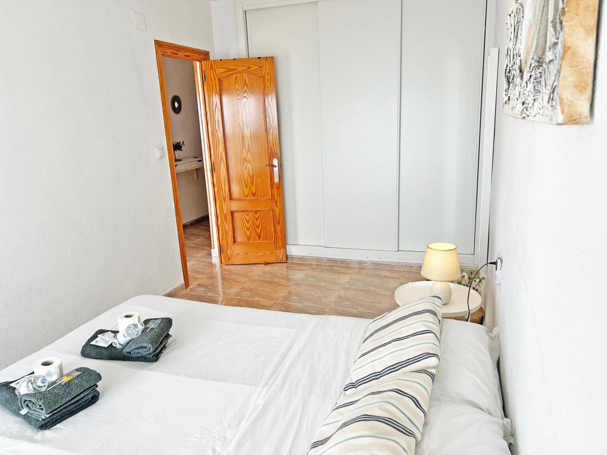 Atico Frente Al Mar 2 Terrazas Barbacoa Y Parking Sujeto A Disponibilidad Apartment เอลกัมเปโญ ภายนอก รูปภาพ