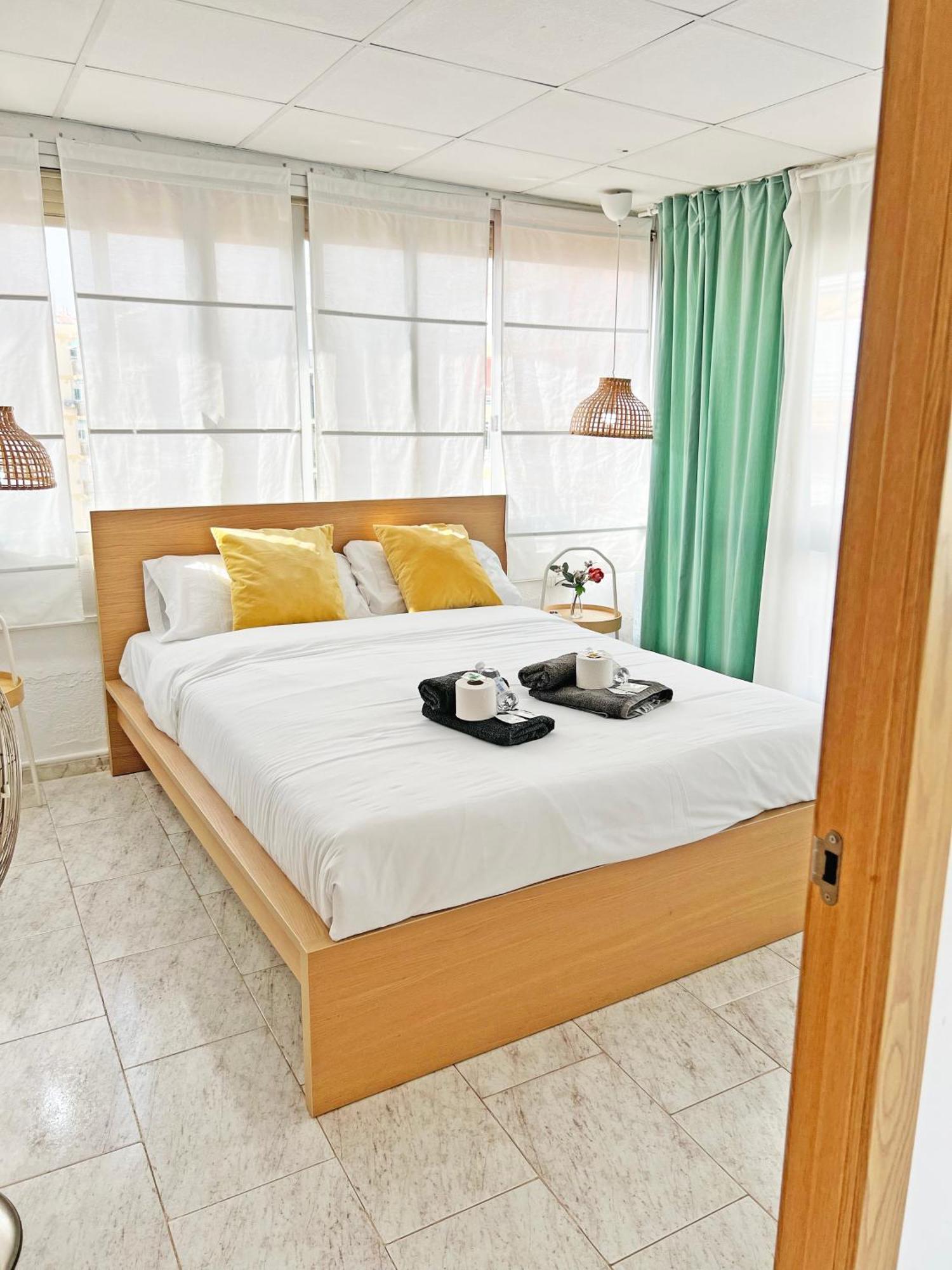 Atico Frente Al Mar 2 Terrazas Barbacoa Y Parking Sujeto A Disponibilidad Apartment เอลกัมเปโญ ภายนอก รูปภาพ