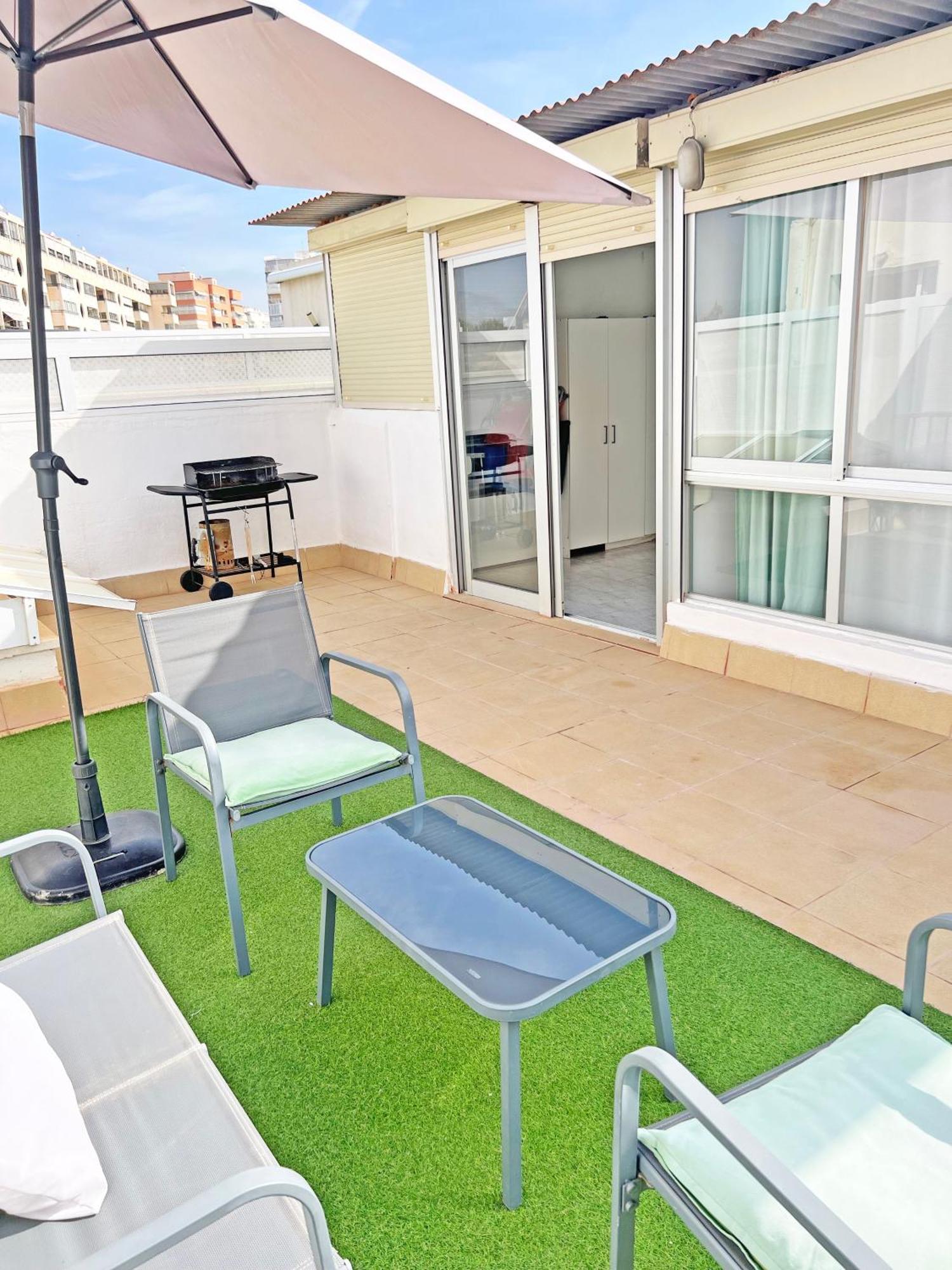 Atico Frente Al Mar 2 Terrazas Barbacoa Y Parking Sujeto A Disponibilidad Apartment เอลกัมเปโญ ภายนอก รูปภาพ